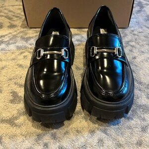 Chunky loafers